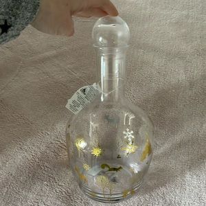 Disney Icy Winter Collection Fantasyland Castle Glass Wine Carafe/ Glass top